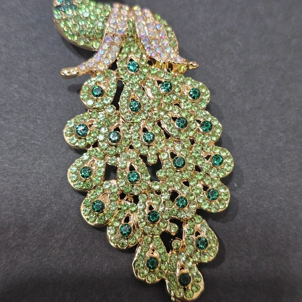 LARGE Rhinestone Peacock Brooch Women Multicolor Gold Tone Statement Broch